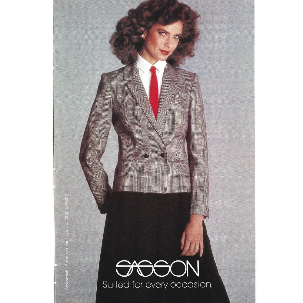 Sasson Suit Fashion Women 1980s Vintage Print Ad 8 inch Tall